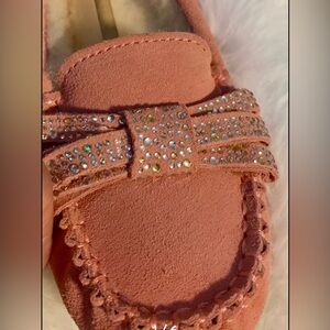 BEARPAW Sheepskin Pink Bling Bow Slippers NWT